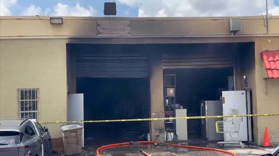 Electric vehicle causes major fire at a Hialeah Gardens warehouse; 1 hospitalized – WSVN 7News | Miami News, Weather, Sports Electric vehicle causes major fire at a Hialeah Gardens warehouse; 1 hospitalized - WSVN 7News | Miami News, Weather, Sports