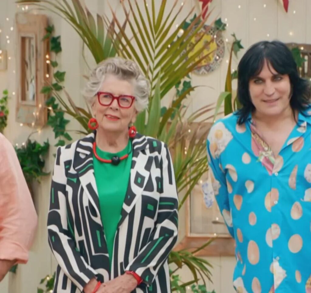 The kentia palms in the GBBO baking tent have been deteriorating for the entire season. What do we think? A simple case of underwatering? Or is that whole place crawling with spider mites?