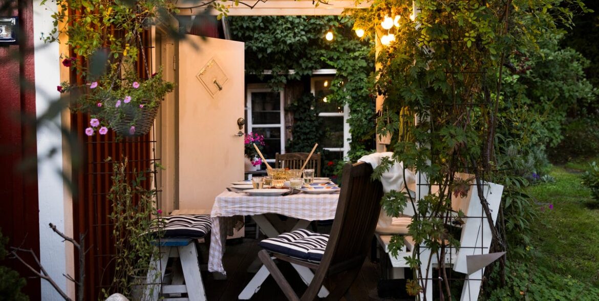 How To Transform A Lacklustre Patio Into A Cosy Second Living Room This Spring How To Transform A Lacklustre Patio Into A Cosy Second Living Room This Spring