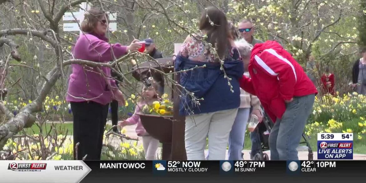Green Bay Botanical Garden celebrates Mother’s Day with ‘Moms & Mimosas’ Green Bay Botanical Garden celebrates Mother’s Day with ‘Moms & Mimosas’