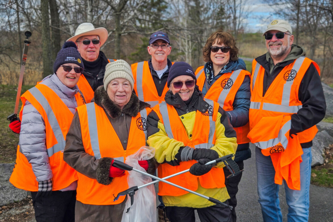 Rotary volunteers clean up eco-gardens