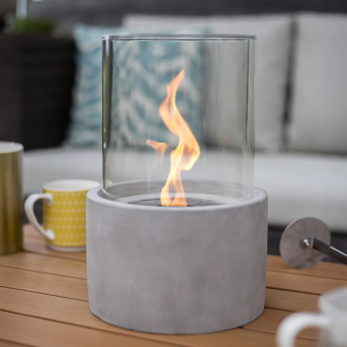 B&amp;Q, La Hacienda Olivia Bio-ethanol Outdoor Tabletop fire