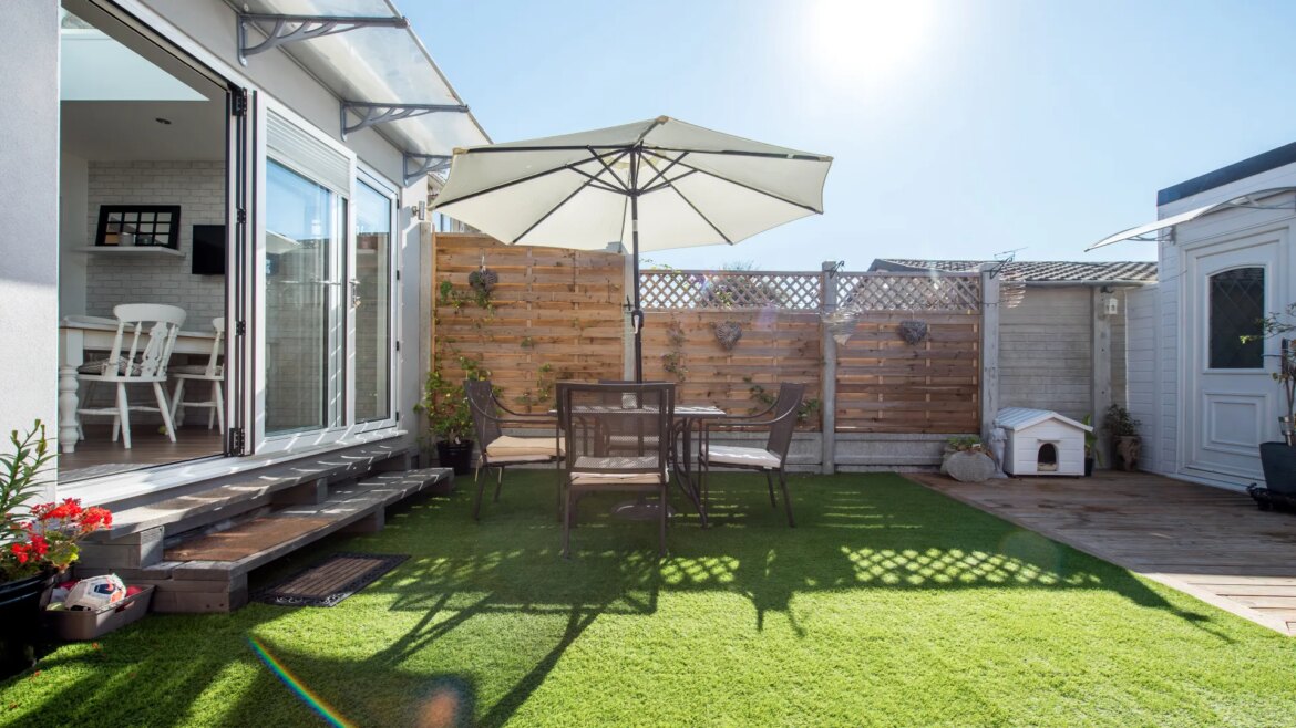 The six surprising garden features that are knocking over £75,000 off your home’s value The six surprising garden features that are knocking over £75,000 off your home’s value
