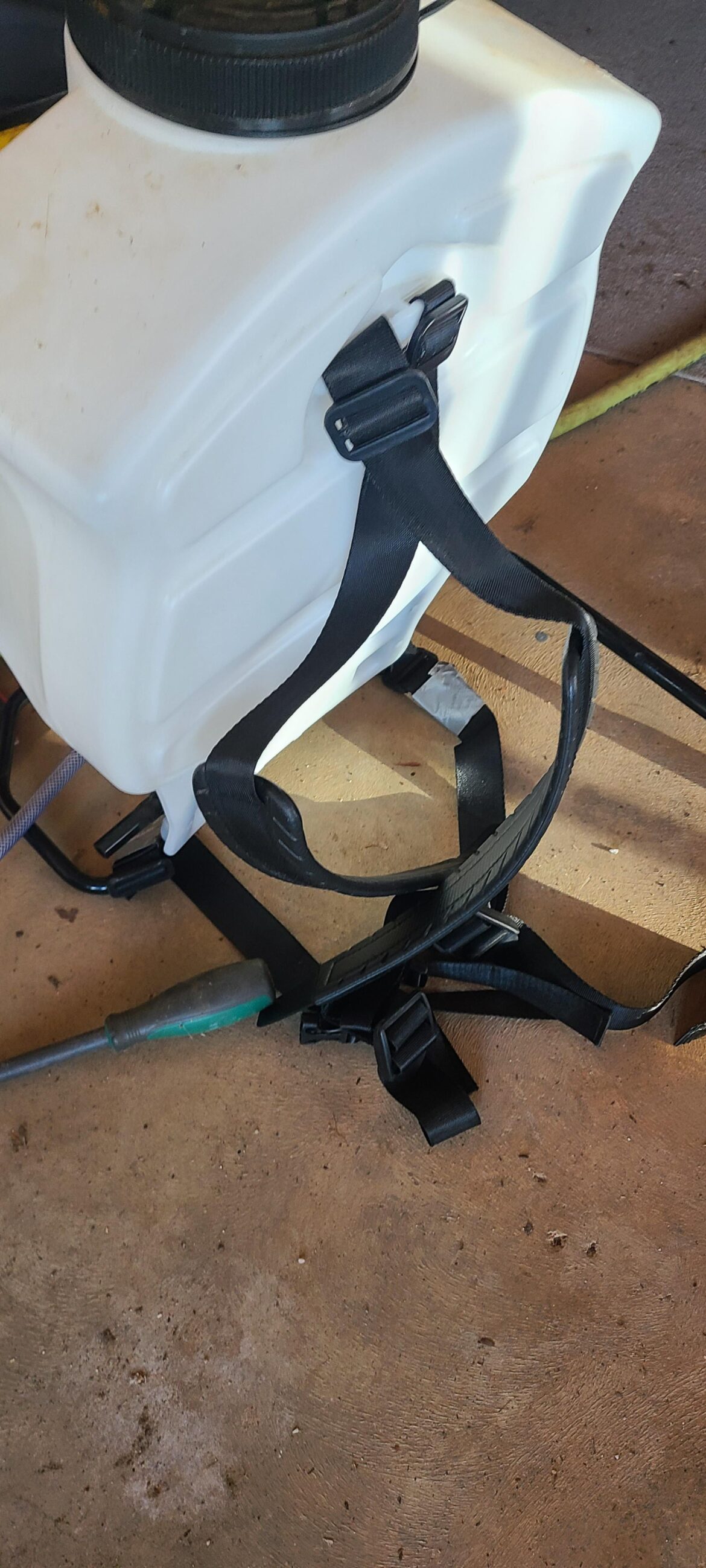 Any recommended straps for a HD 4Gal Backpack Sprayer?