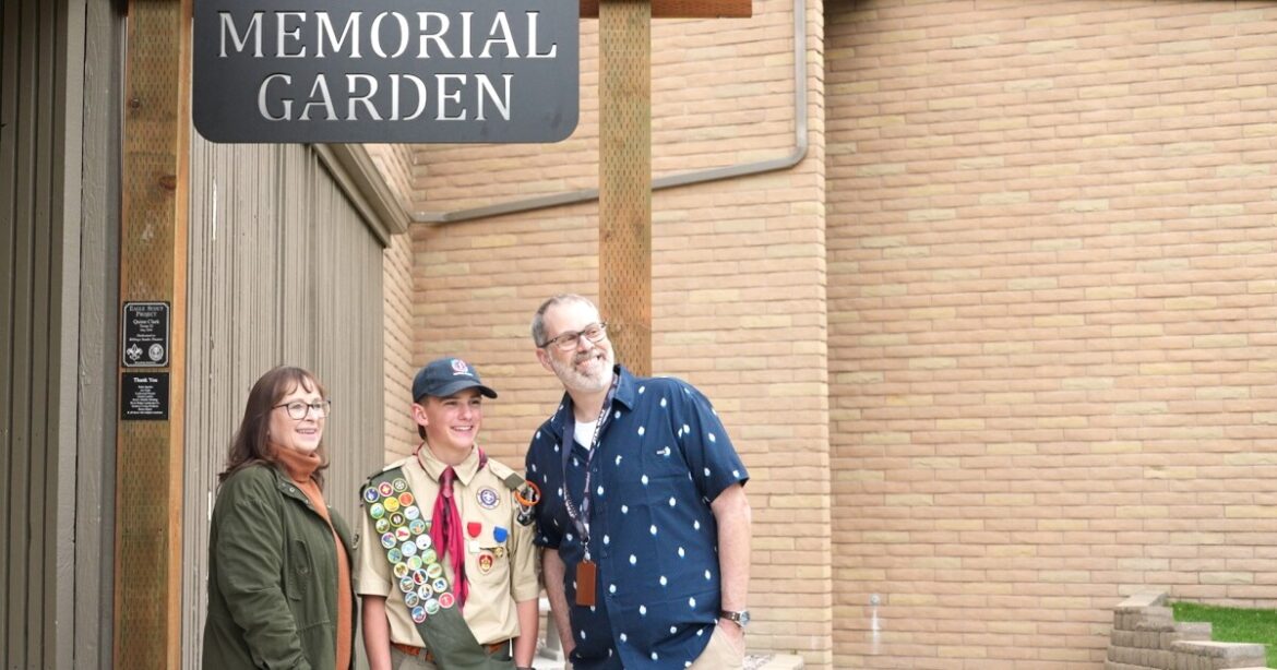 Boy Scout builds memorial garden at Billings Studio Theater Boy Scout builds memorial garden at Billings Studio Theater