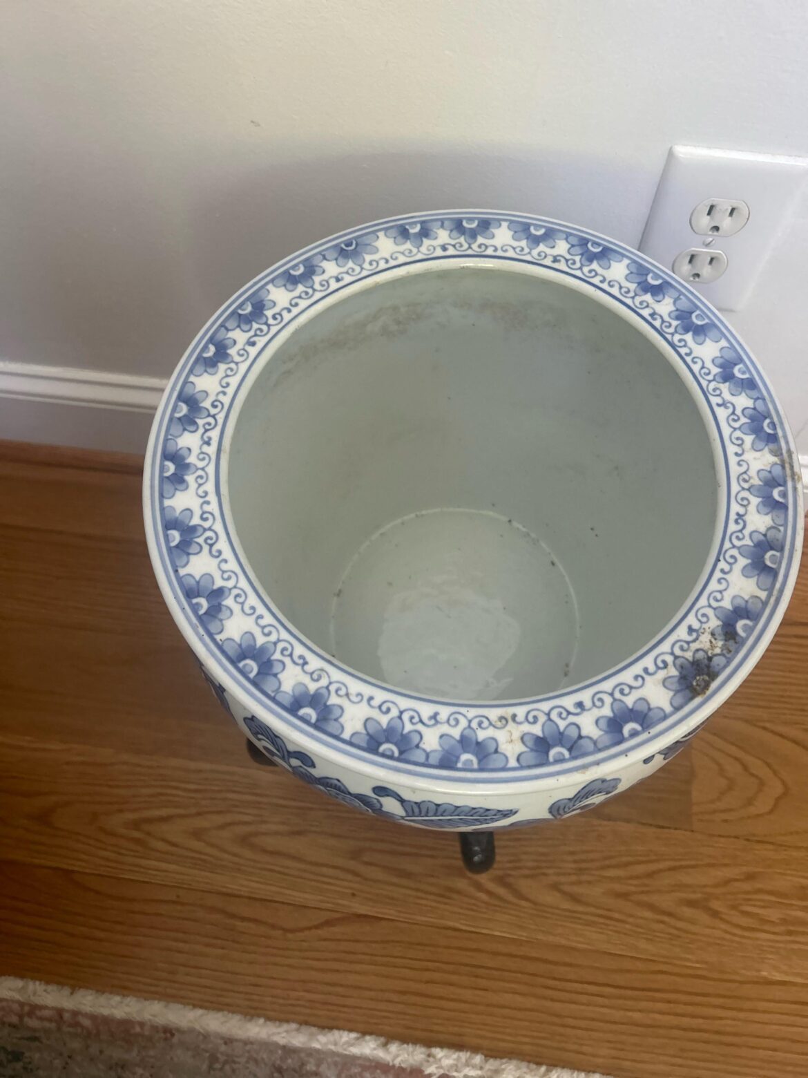 How to drill a drain hole in this porcelain pot for a jade plant