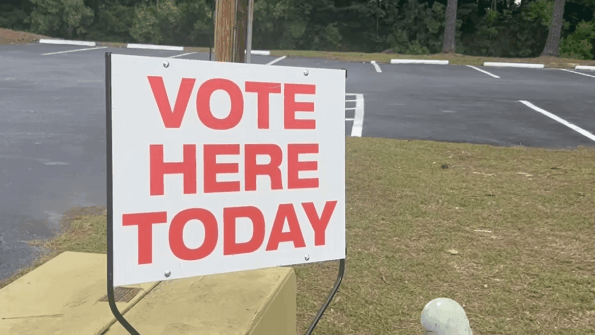 Clerk no-show and other issues delay poll openings in Garden City, Myrtle Beach station icon