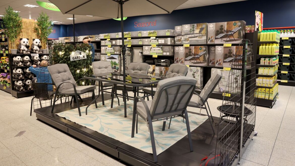 Home Bargains selling foldable’ summer garden chair that is cheaper than Dunelm Daily Record