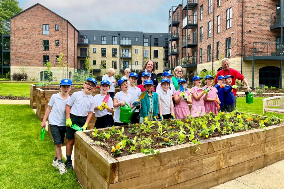 Knaresborough children and homeowners team up for community gardening day