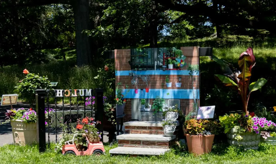 Brooklyn Botanic Garden celebrates 30 years of Greenest Block program with exhibits, block party • Brooklyn Paper