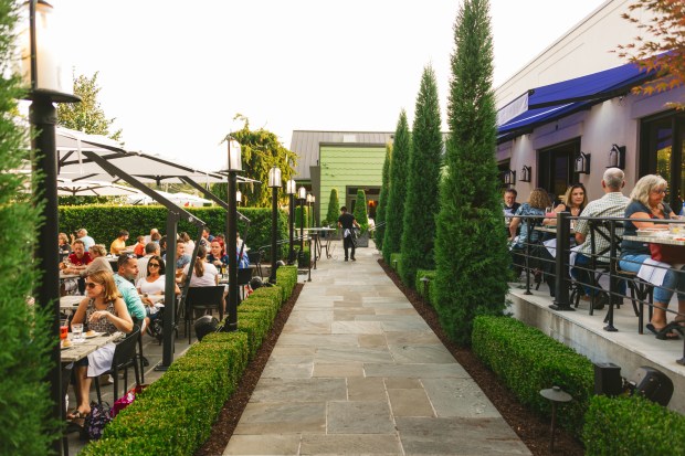 Viron Rondo Osteria (Winter Caplanson)