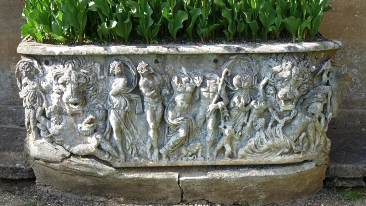 Flowerpot Used For 200 Years Turned Out to Be a Rare Treasure : ScienceAlert