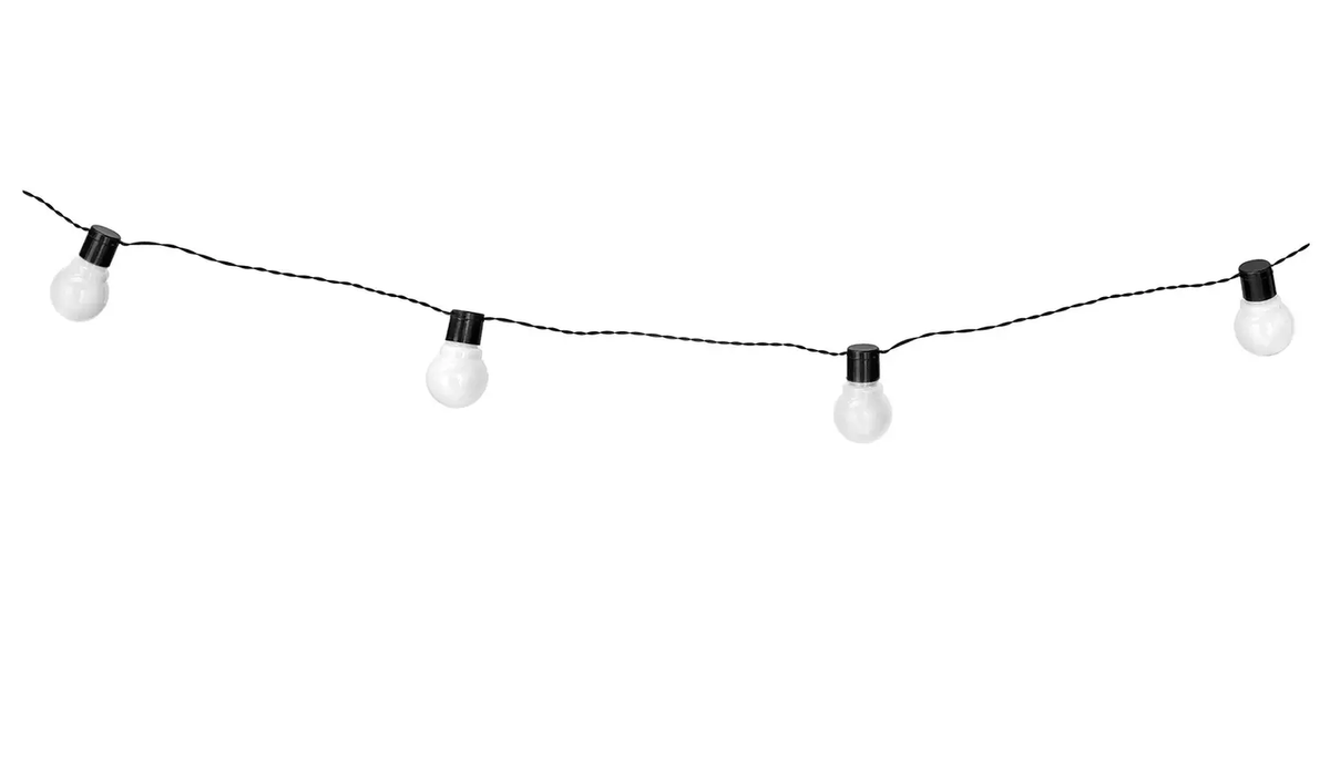 The string lights feature a reachable battery that is charged by sunlight