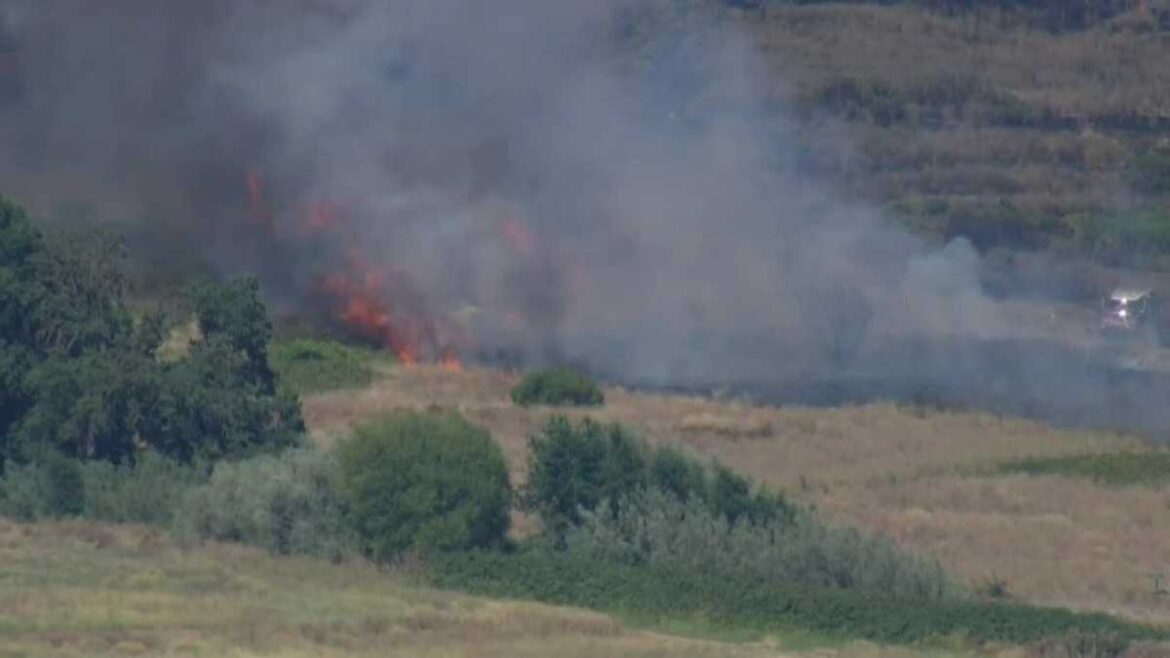 Runway impacted, roads closed as fire burns near Sacramento International Airport Runway impacted, roads closed as fire burns near Sacramento International Airport