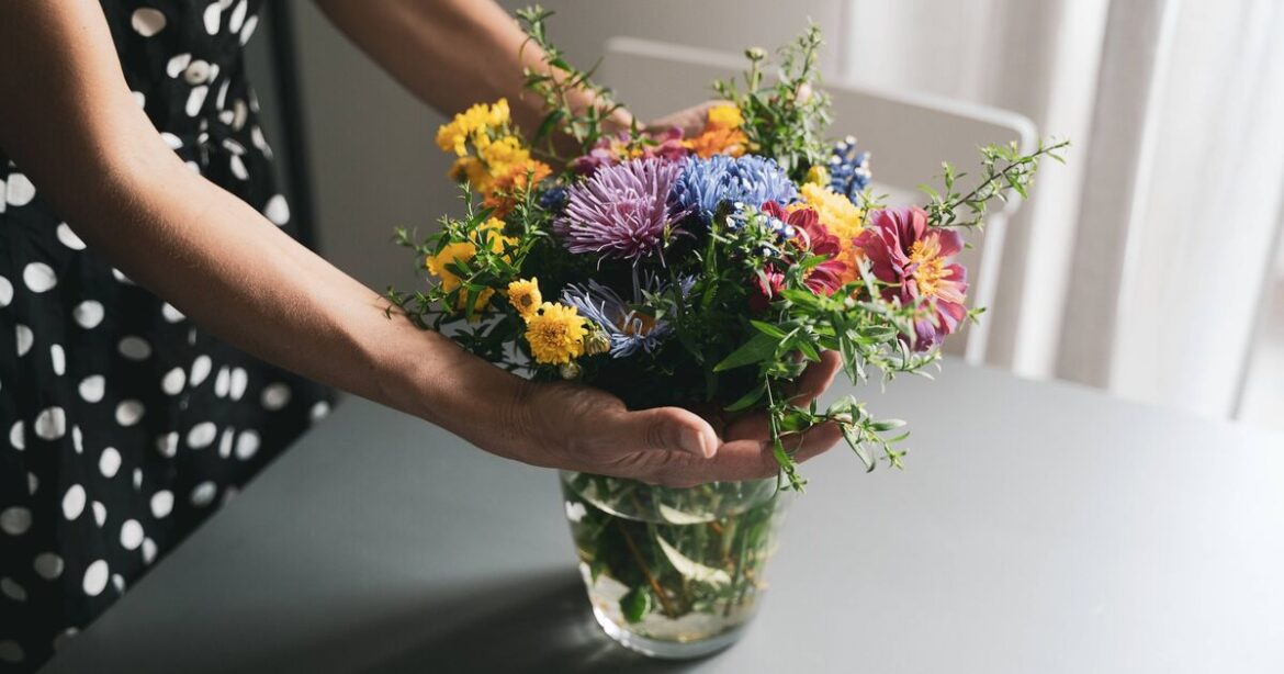 How to keep flowers fresher for longer How to keep flowers fresher for longer