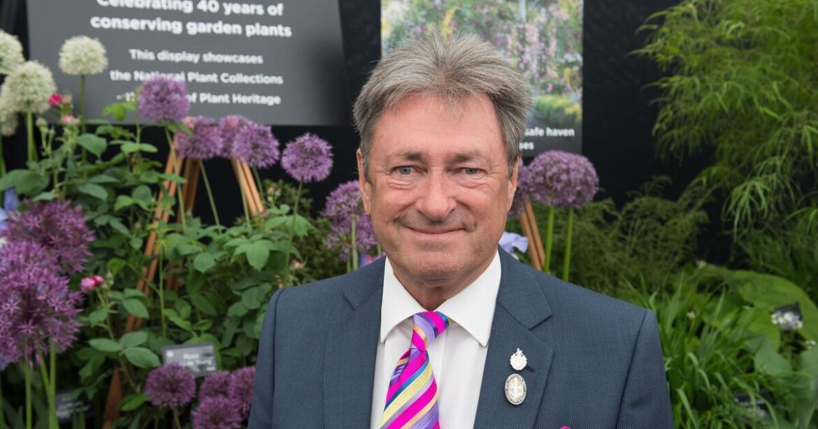 Alan Titchmarsh’s ‘easiest and cheapest’ way to add colour to gardens Alan Titchmarsh's 'easiest and cheapest' way to add colour to gardens