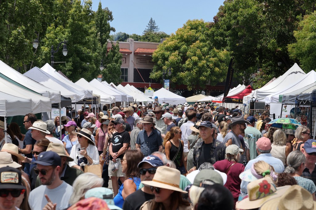 Petaluma Art & Garden Festival gathers thousands to enjoy art, plants and more Petaluma Art & Garden Festival gathers thousands to enjoy art, plants and more
