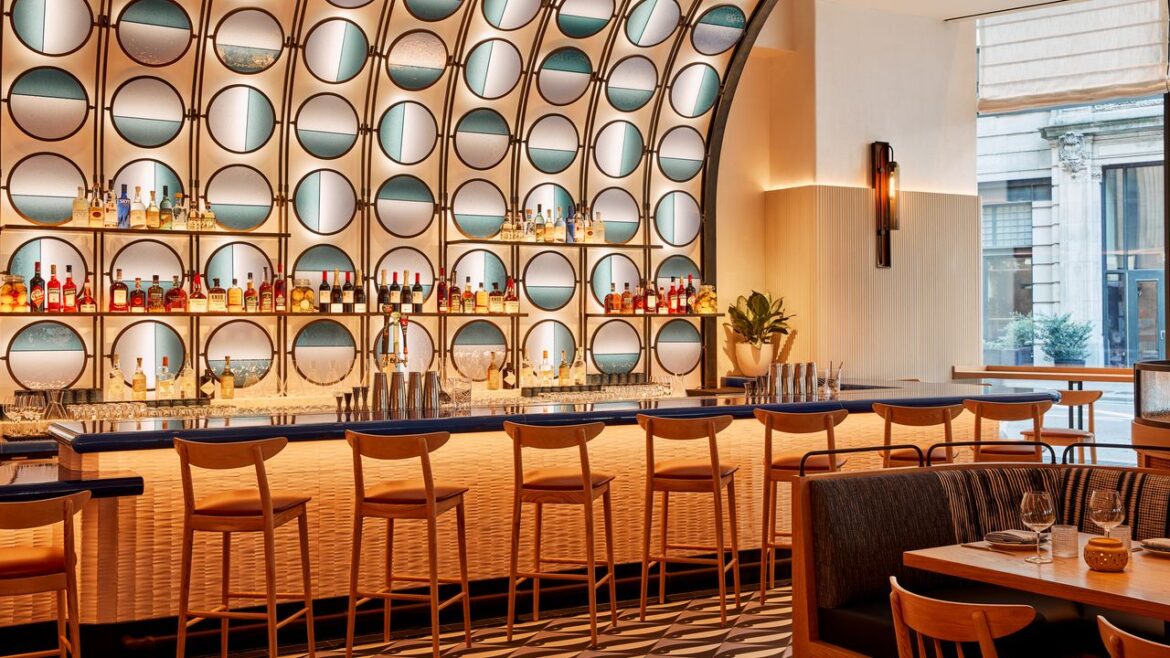 8 Hotels Near Madison Square Garden That Put You Within Walking Distance 8 Hotels Near Madison Square Garden That Put You Within Walking Distance