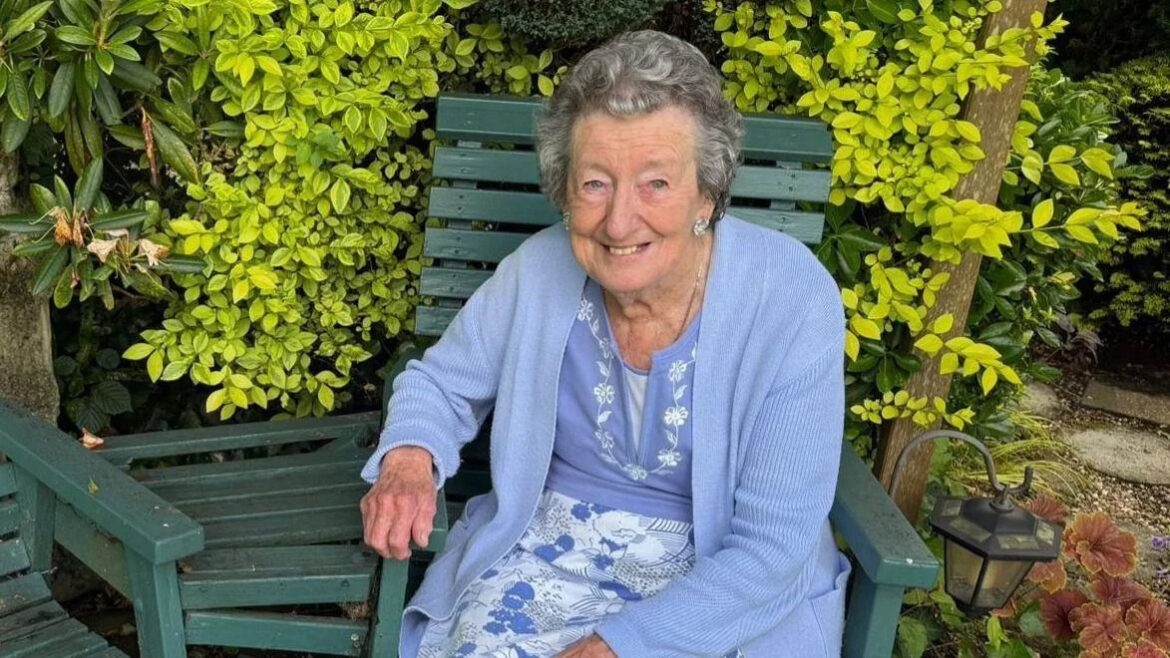 Woman, 86, orphaned as child opens prized garden to public to fulfill lifelong promise Woman, 86, orphaned as child opens prized garden to public to fulfill lifelong promise