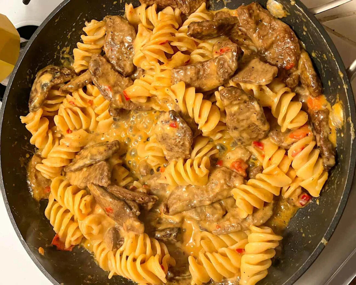 This 2-Ingredient Trader Joe’s Dinner Tastes Like My Favorite Olive Garden Pasta