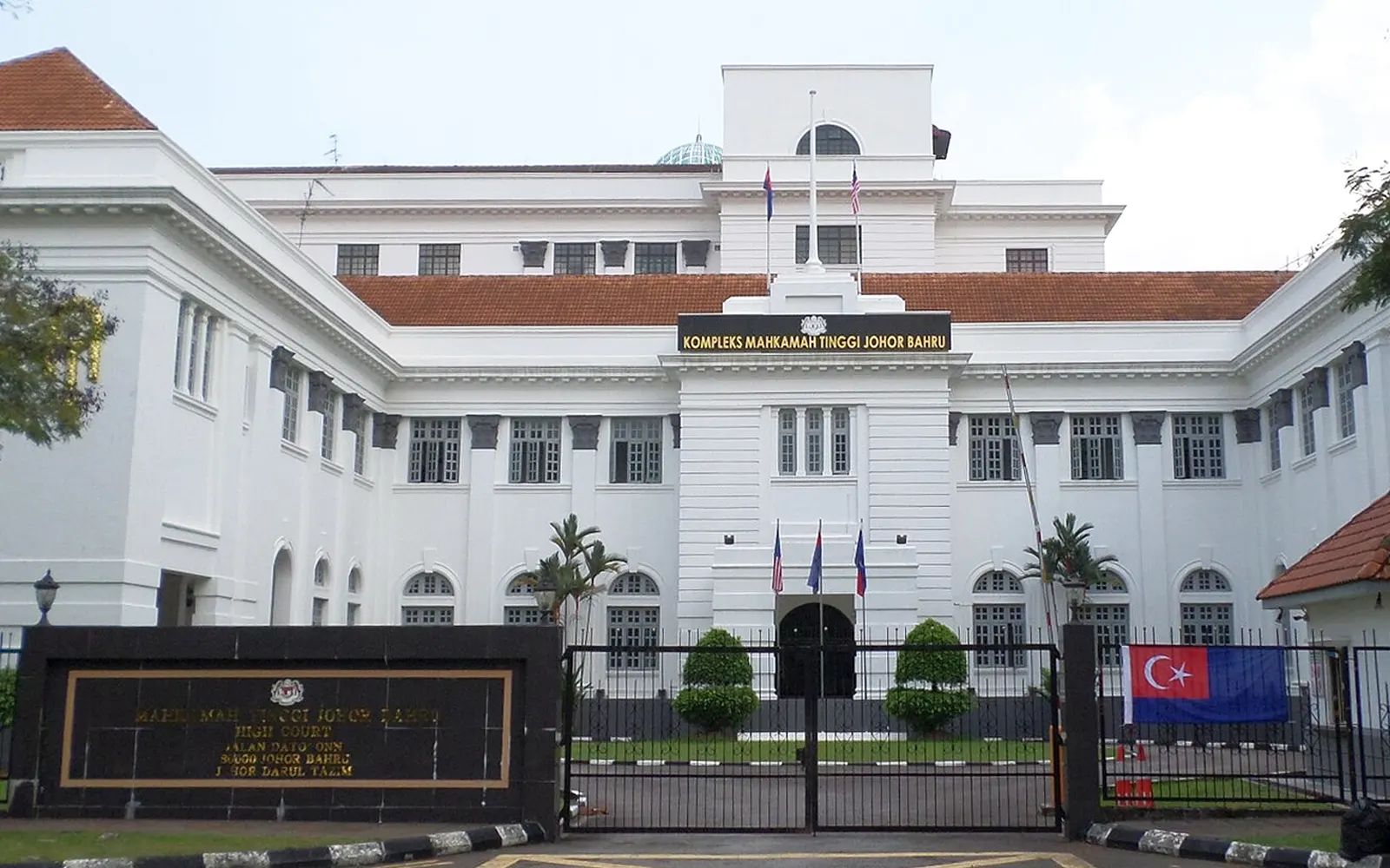 kompleks mahkamah tinggi johor bahru
