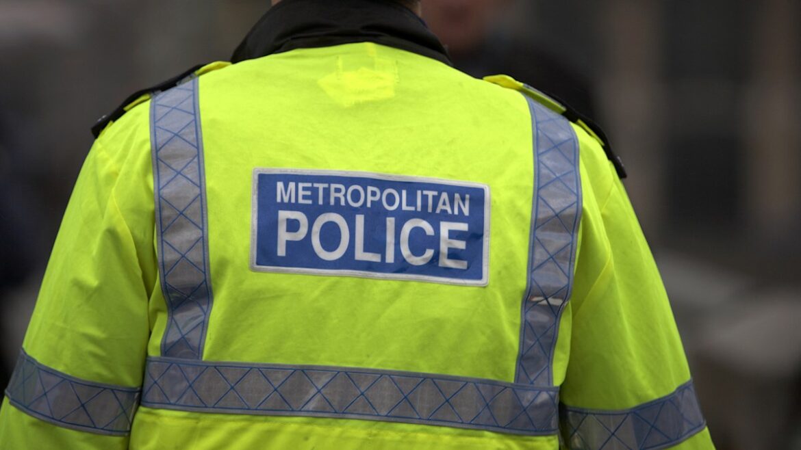 London stabbing: Covent Garden attack triggers arrest, people in hospital Horoscope icon