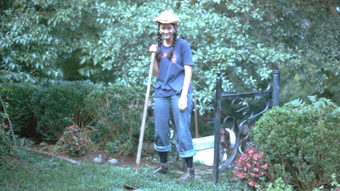 South Carolina plant expert digs up surprising family history