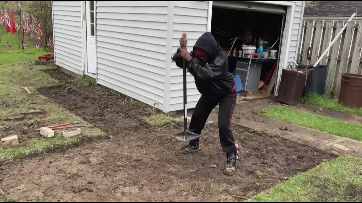 DIY landscaping: How to avoid the biggest lawn mistakes that Northeast Ohioans frequently make