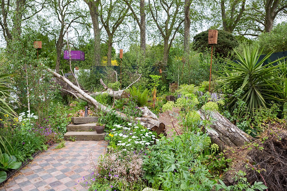 the-centrepoint-garden-designed-by-cleve-west-2