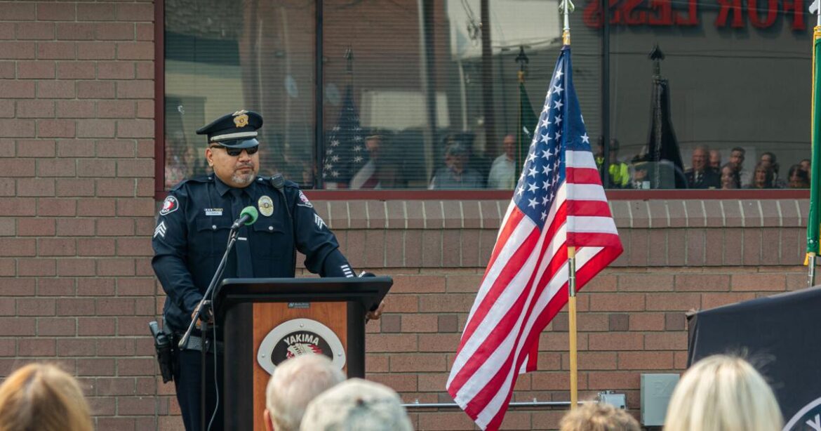 Yakima Police Law Enforcement Memorial Garden | News Photos