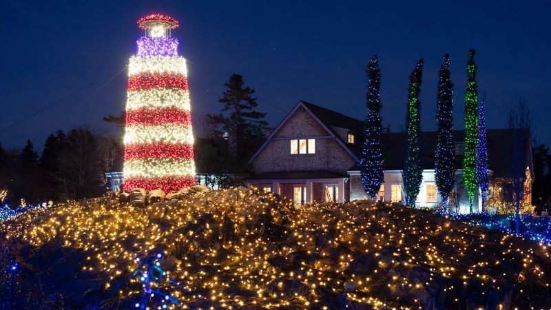 Gardens Aglow at the Coastal Maine Botanical Gardens in Boothbay (Coastal Maine Botanical Gardens)