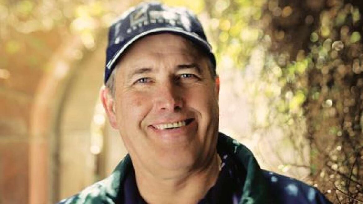 Longtime KSL 'Greenhouse Show' host Larry Sagers dies