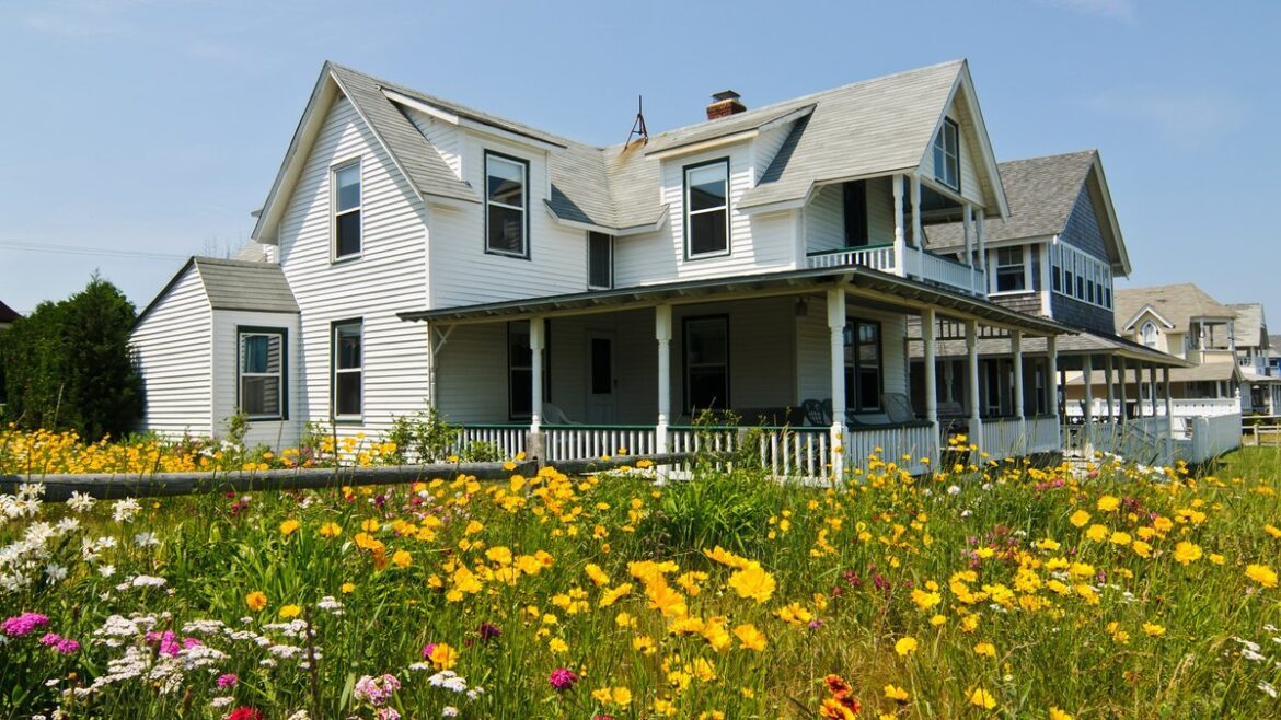 He Planted a Yard Garden. Now His Town Is Taking Him to Court.
